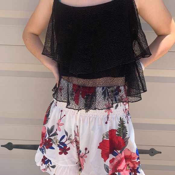 Cute Crop Tank Top - Picture 2 of 3